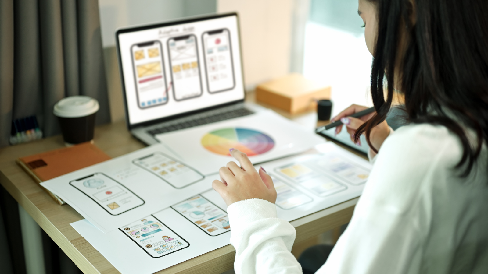 UX designer creating product page layouts focused on UCP and UX for AI shopping assistant experiences