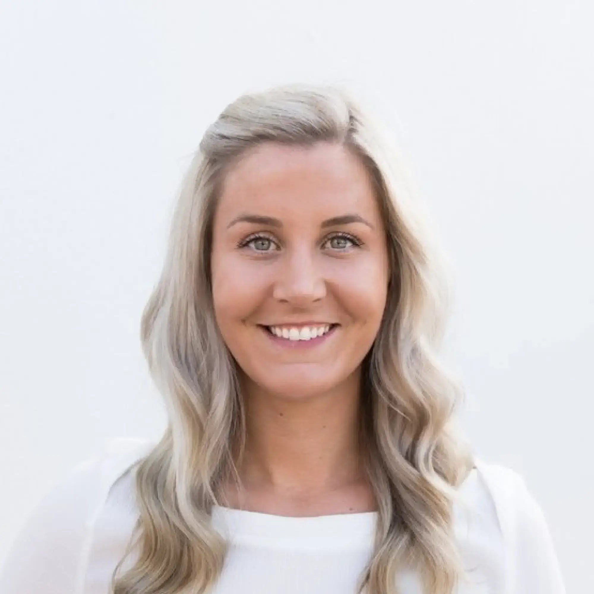 6679cb1b213caa1b45e79d6d_alice-williams-headshot